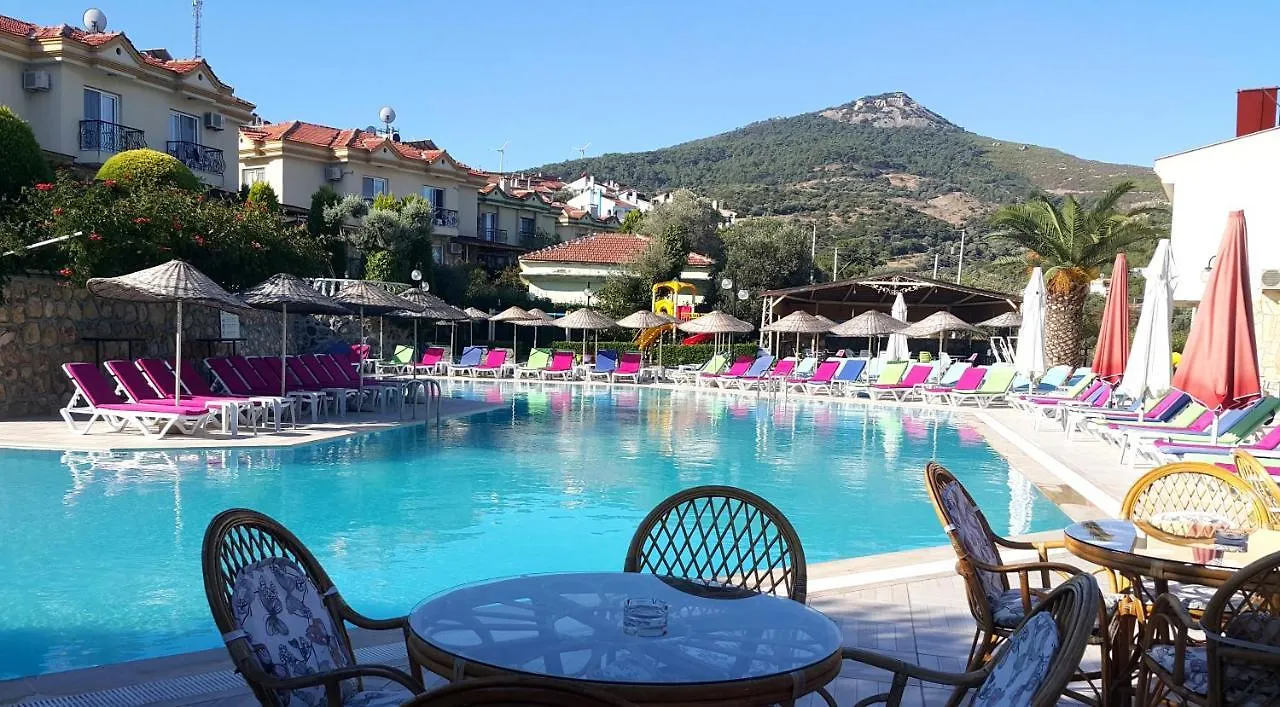 Alize Resort Hotel Yenifoca