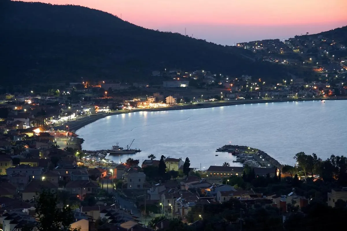 Alize Resort Hotel Yenifoca 3*,